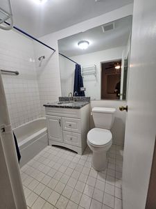 146 Green Bay Rd Unit 1, Glencoe, IL, 60022