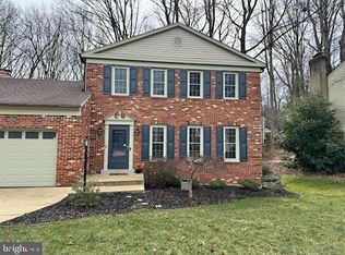 4407 Loganberry Ln, Dumfries, VA 22025