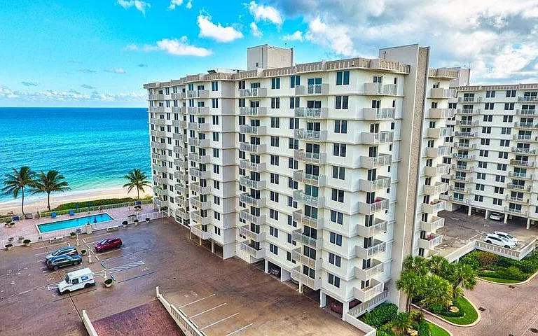 3221 S Ocean Blvd #207 — Photo 17