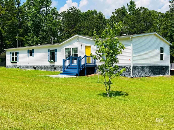 7860 Cliffs Landing Rd, Bay Minette, AL 36507