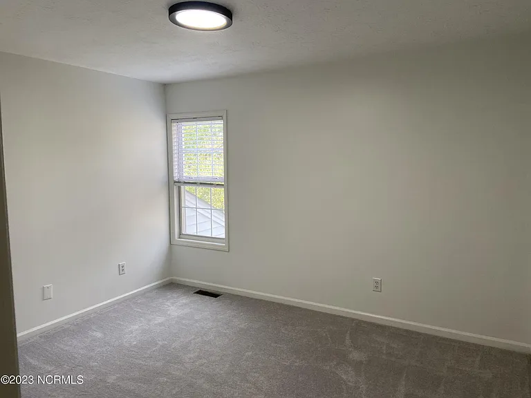 338 Emerald Cove Ct — Photo 26