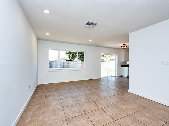 3rd image of 4708 Cypress Ridge Pl