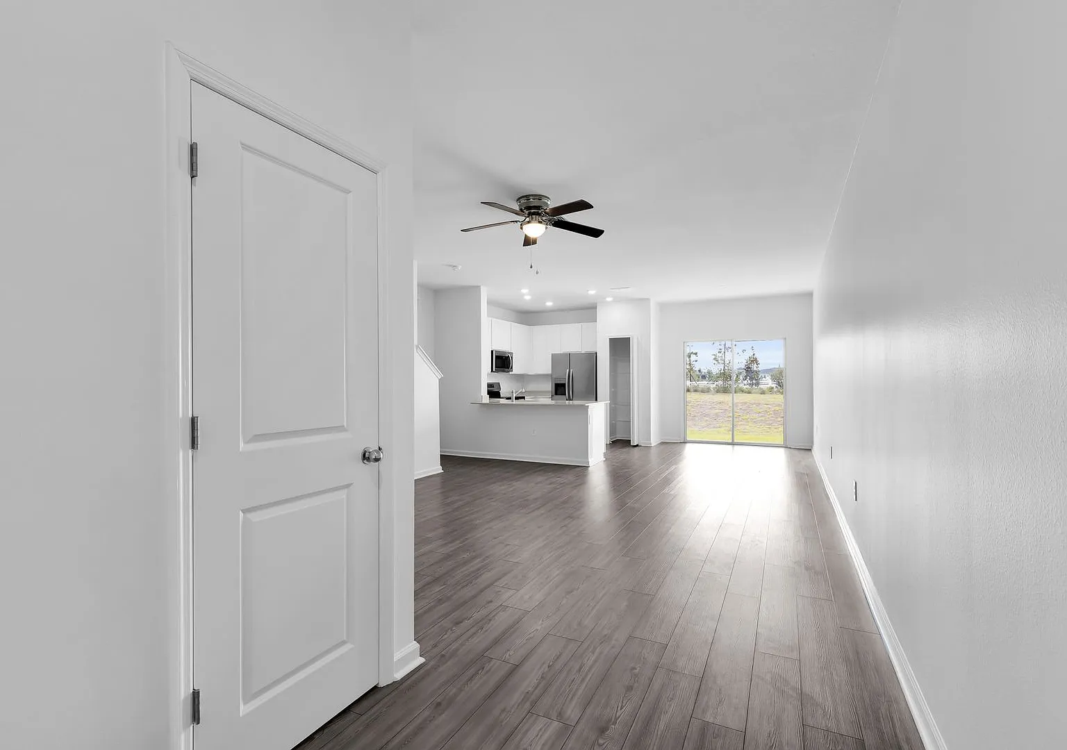 Marion Ranch 3/2.5/1 Townhome! — Photo 3