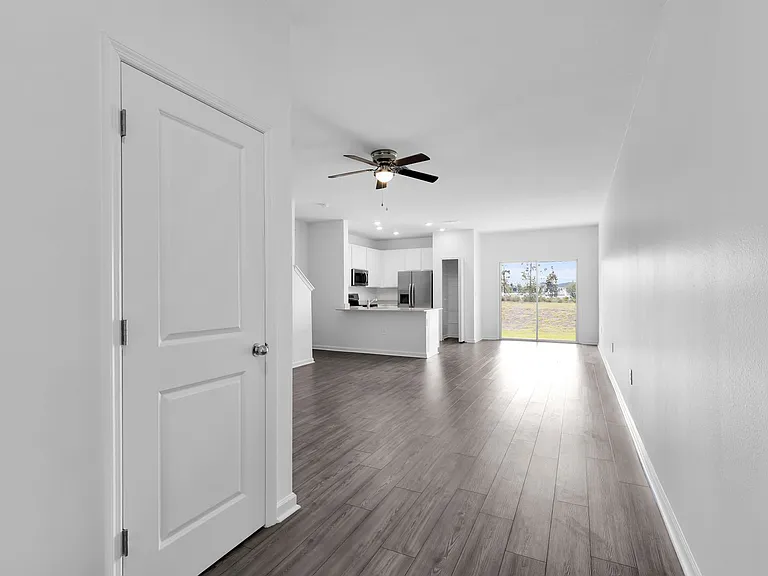 4915 SW 81st Loop — Photo 3
