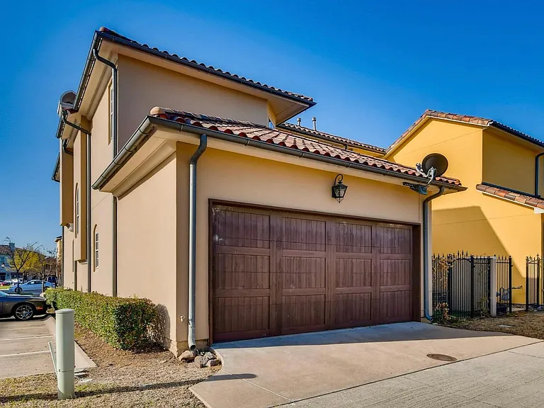 2 car garage