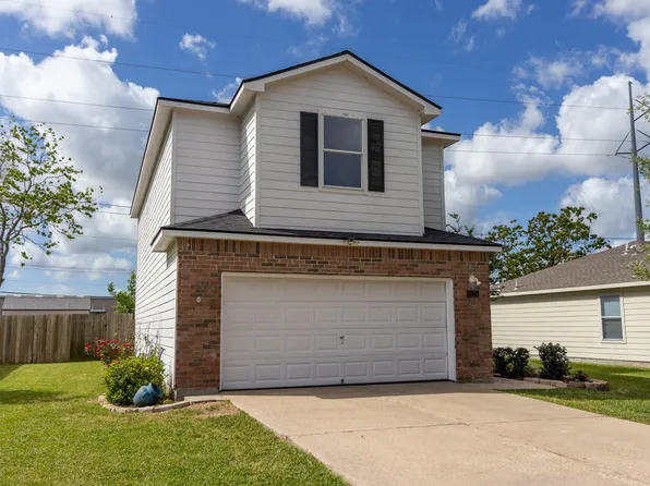 9515 Amberjack Dr, Texas City, TX 77591