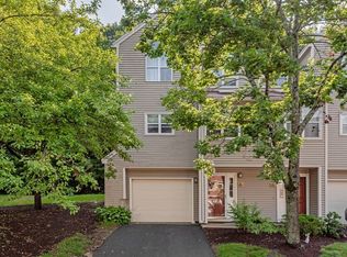 21 Thayer Pond Dr #5, Oxford, MA 01540