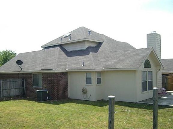 5th image of 5804 Shady Springs Trl