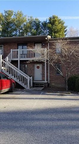 1st image of 380 Corbly Dr