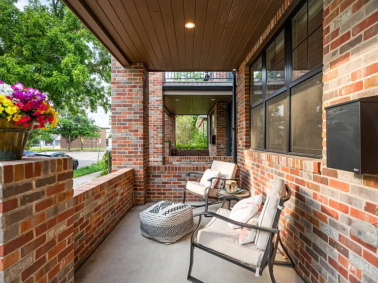 1312 S Grant St — Photo 2