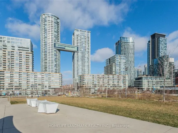 151 Dan Leckie Way #702, Toronto, ON M5V 4B2