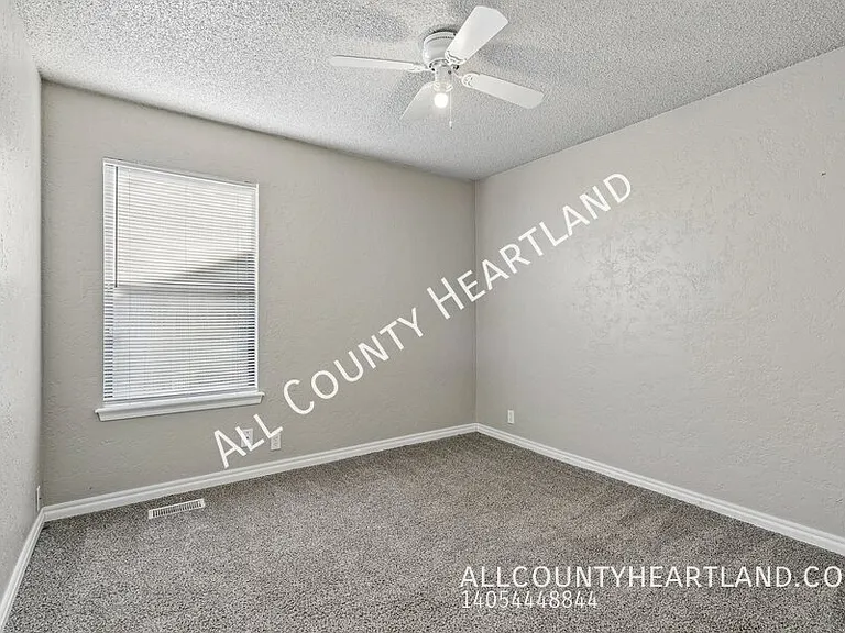 217 Cypress Dr — Photo 17