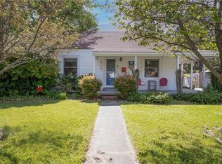 708 Sparrow Rd, Chesapeake, VA 23325