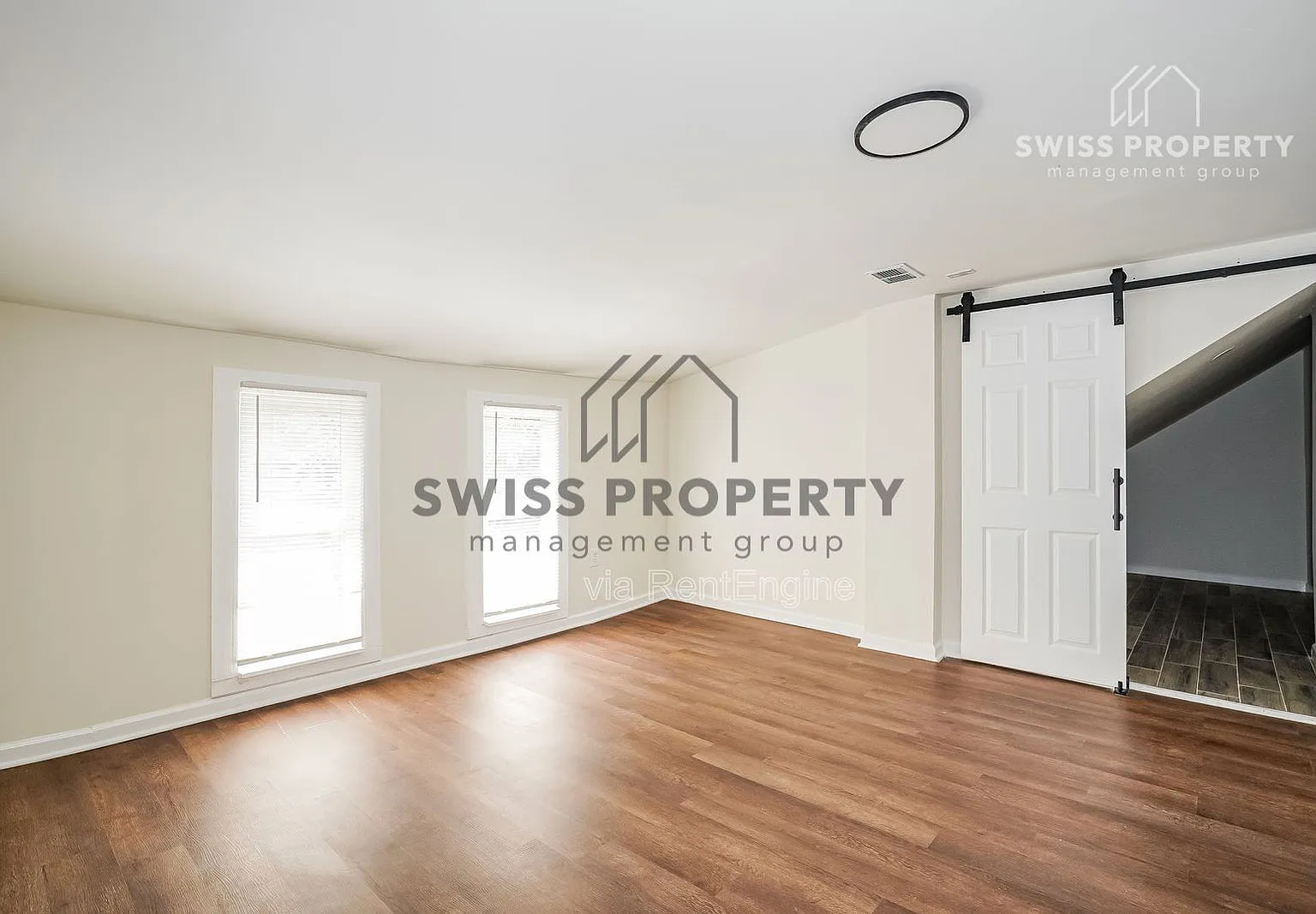 3 bed, 1.0 bath, $1,400 — Photo 4