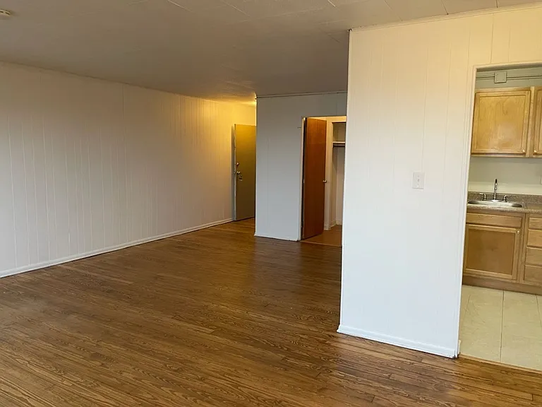 5424 Fifth Ave — Photo 128