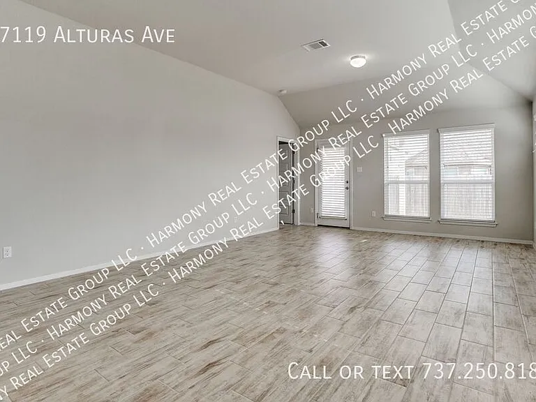 17119 Alturas Ave — Photo 9