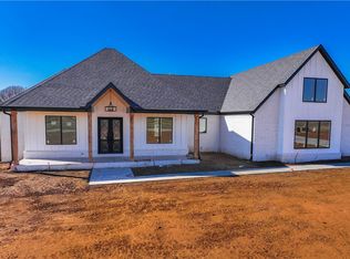 257 Fawn Way, Tontitown, AR 72770
