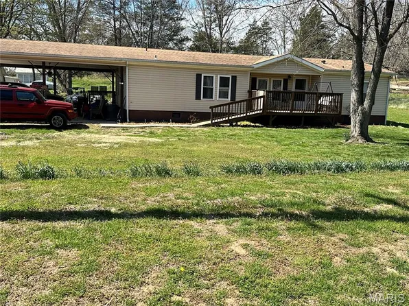 211 N Lucas St, Pilot Knob, MO 63663