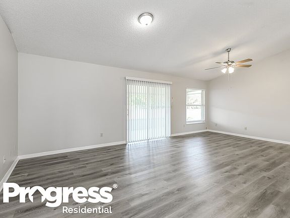 3rd image of 1130 Gary Dr