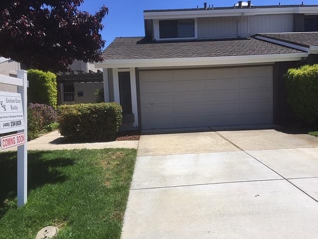 1st image of 586 Marlin Ct