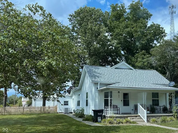 806 E Taylor St, Ladoga, IN 47954