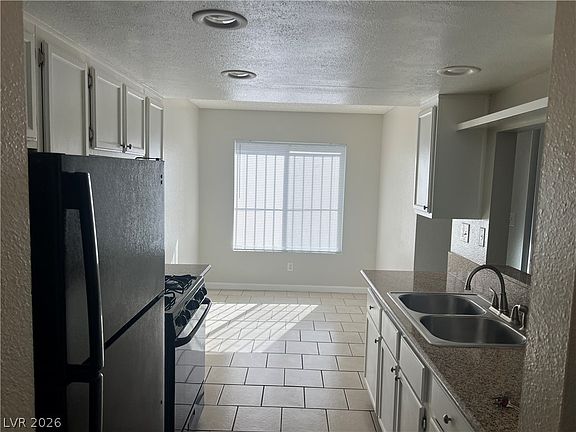 2nd image of 2853 Wheelwright Dr APT A