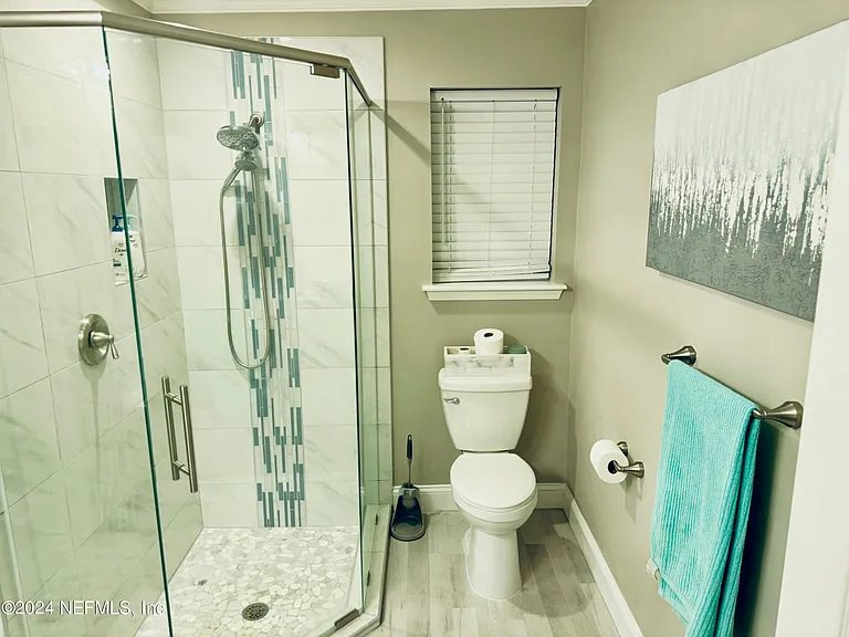 1816 Creekwood Ln — Photo 43