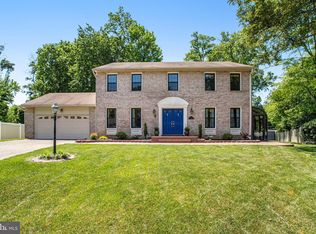 2123 Rampart Dr, Alexandria, VA 22308