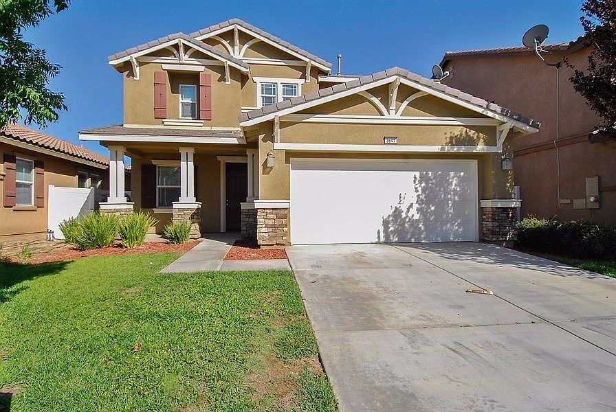 1st image of 3641 Ginger St