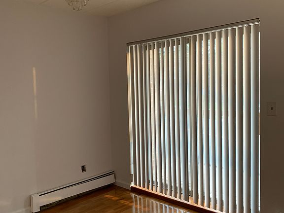 3rd image of 6531 52nd Ave #1