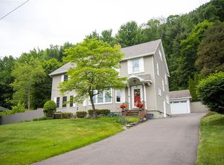 57 Sunrise Dr, Binghamton, NY 13905