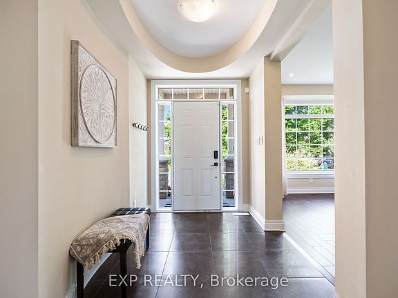 4th image of 580 Pinawa Cir