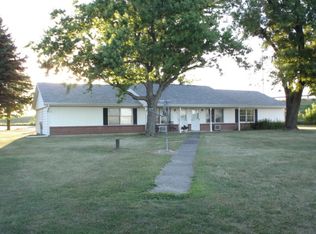 924 Mekeel Rd, Dixon, IL 61021