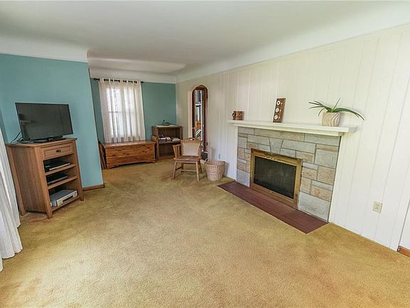 5th image of 7015 Hemoga St