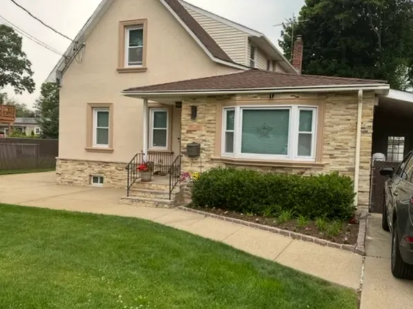 1480 11th St, West Babylon, NY 11704