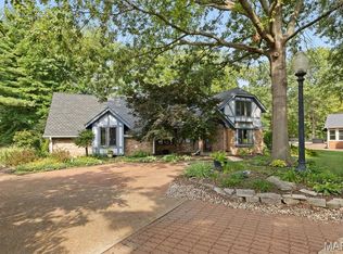 5 Pinebrook Ct, Edwardsville, IL 62025