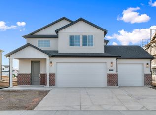979 N Amberly Dr, North Salt Lake, UT 84054