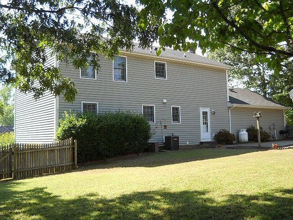 2nd image of 103 Hall St
