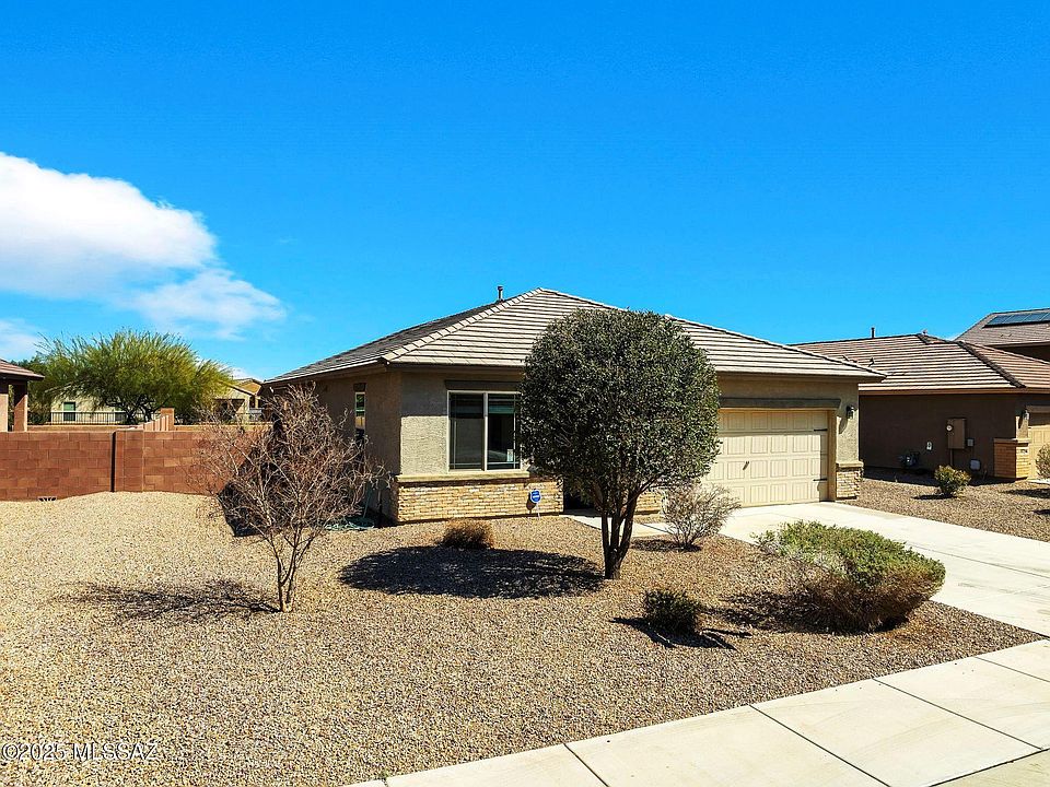 1st image of 11638 W Fayes Glen Dr
