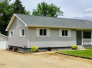 409 Avenue D E, Lake Park, IA 51347