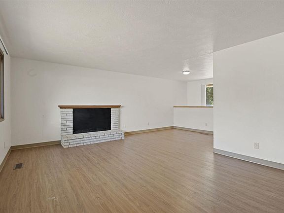 4th image of 11924 E Frederick Ave