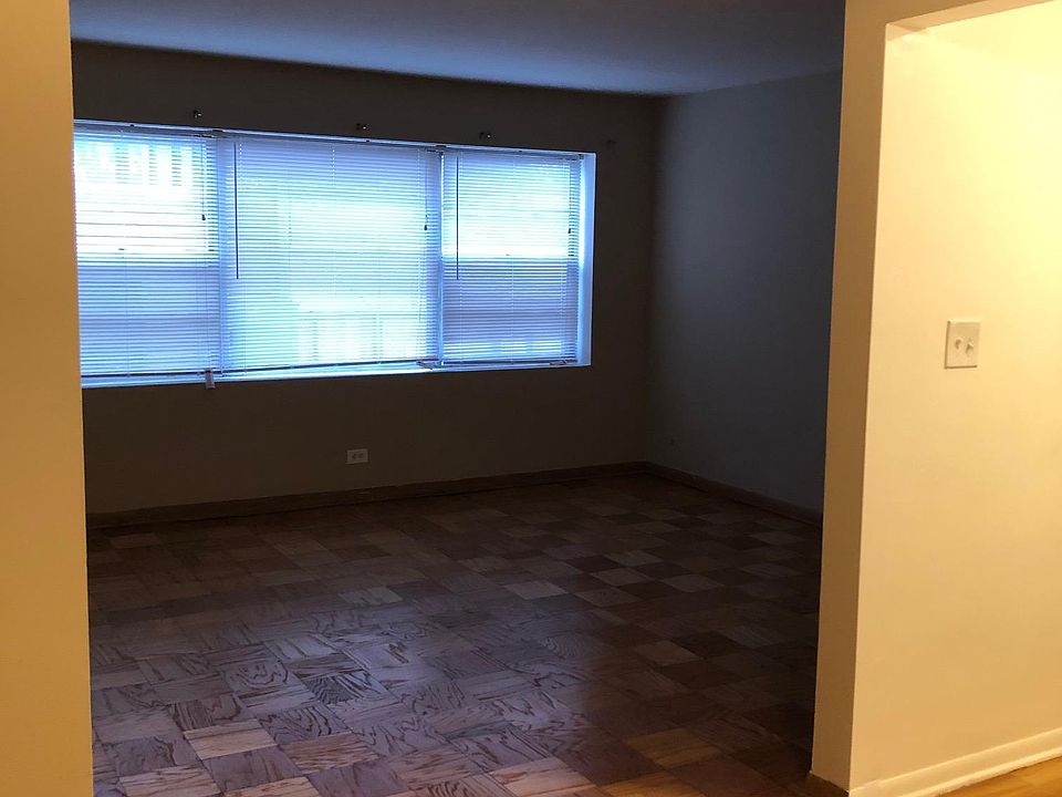 Unit has been painted gray.