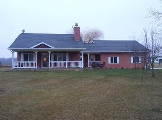 2324 Primrose Ln, Manitowoc, WI 54220