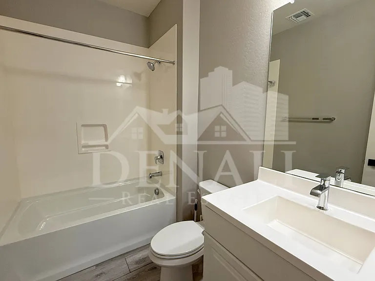 15068 W Pierce St — Photo 28