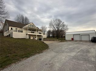 36903 E Church Rd, Oak Grove, MO 64075