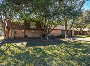 4111 Lark Harbor Ct, Granbury, TX 76049