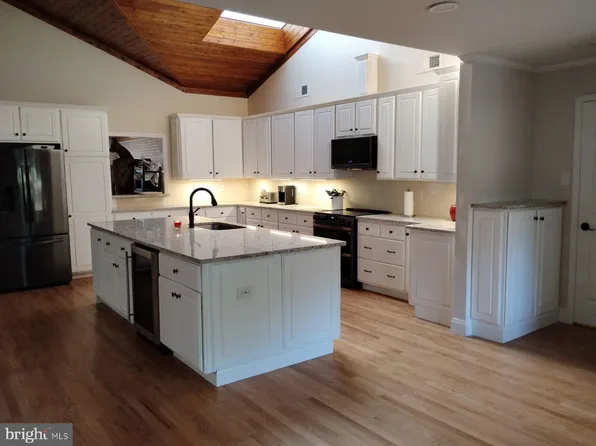 10108 Baileysburg Ln, Nokesville, VA 20181