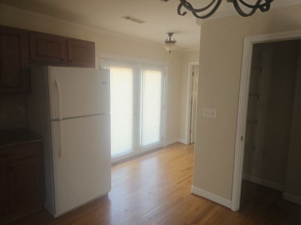 7312 Old Mount Holly Rd
