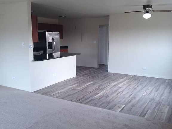 4th image of 9955-57 S Cicero Ave #308