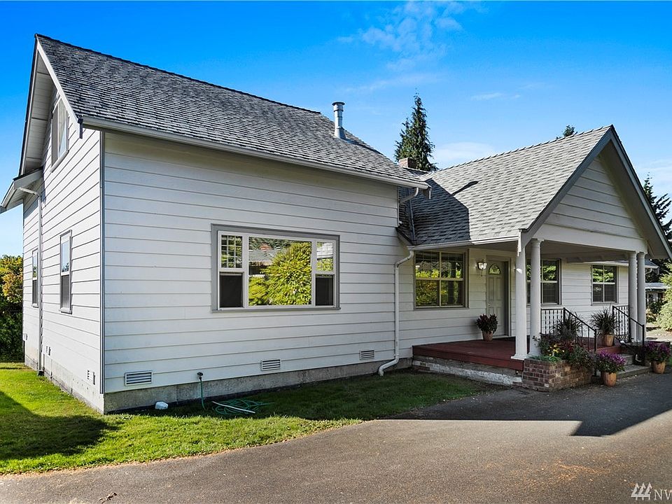 1st image of 4816 184th Pl SW